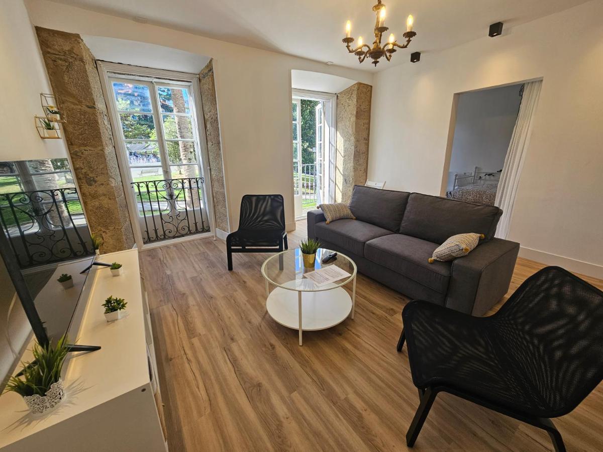 Apartamentos En El Centro - Plaza De Amboage - Wifi Ferrol Dış mekan fotoğraf