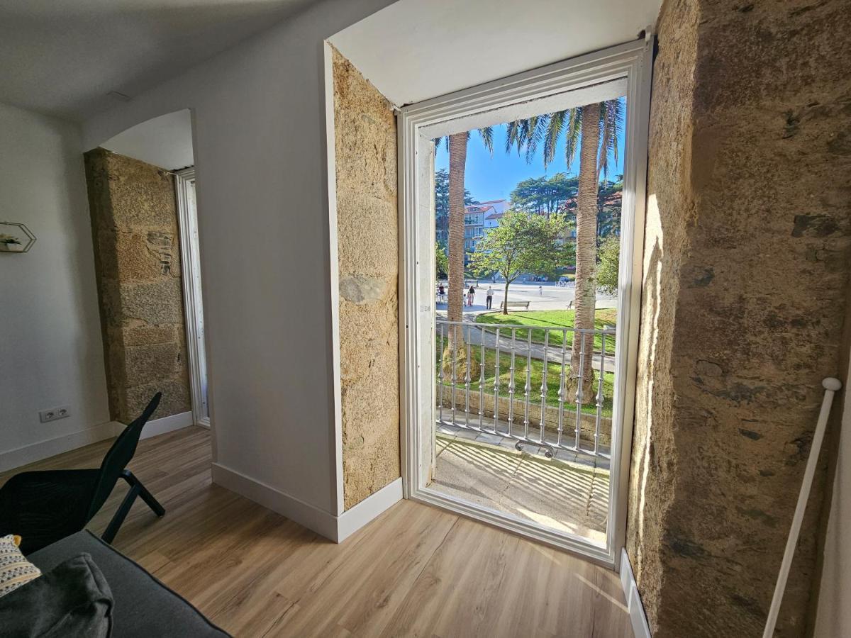 Apartamentos En El Centro - Plaza De Amboage - Wifi Ferrol Dış mekan fotoğraf