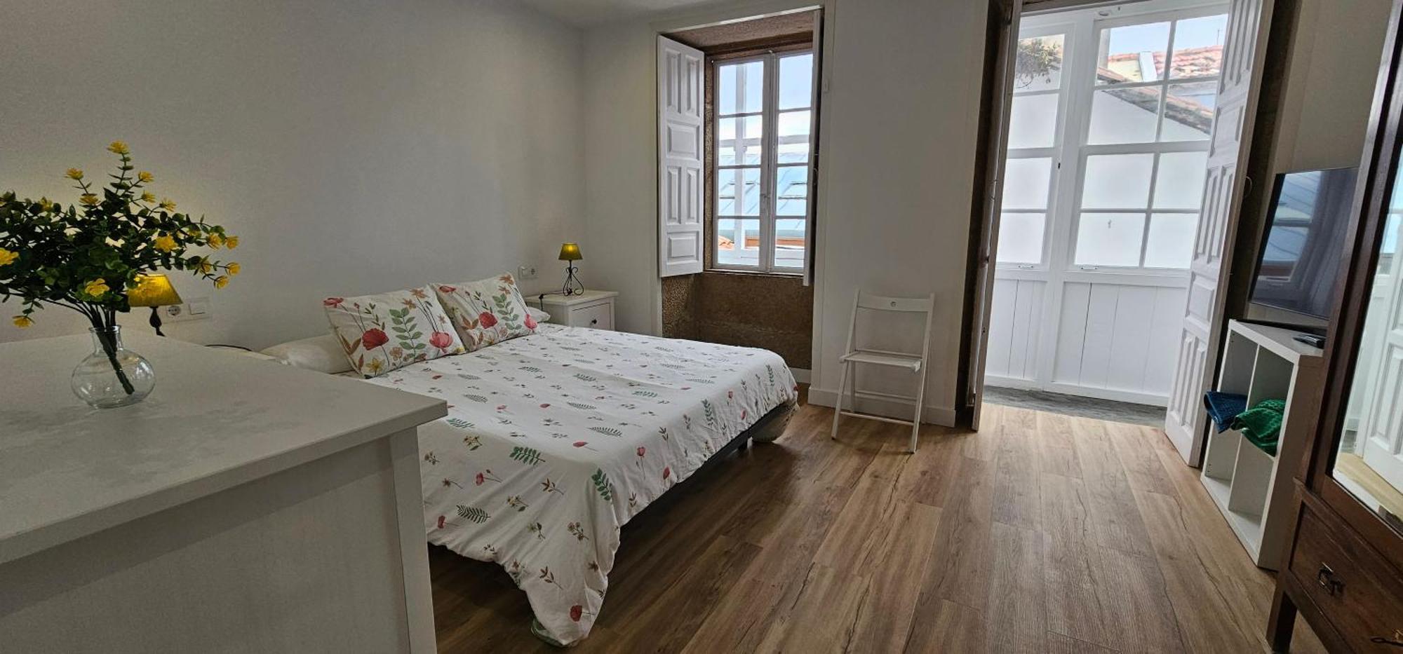 Apartamentos En El Centro - Plaza De Amboage - Wifi Ferrol Dış mekan fotoğraf